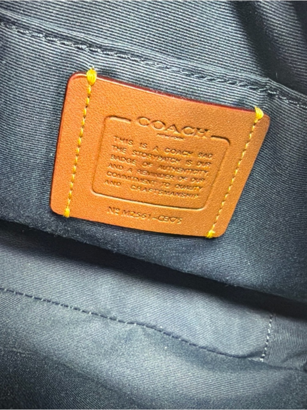 NWT Carey Crossbody BagIn Loved Denim With Charms Gold/Light Indigo - Picture 10 of 11